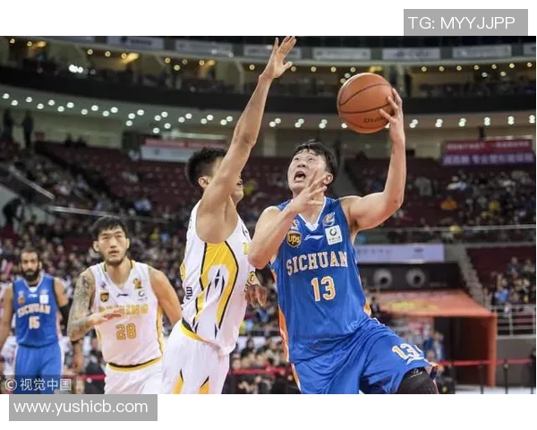 泸州足球球星崛起之路:从地方队到职业赛场的奋斗历程与荣耀